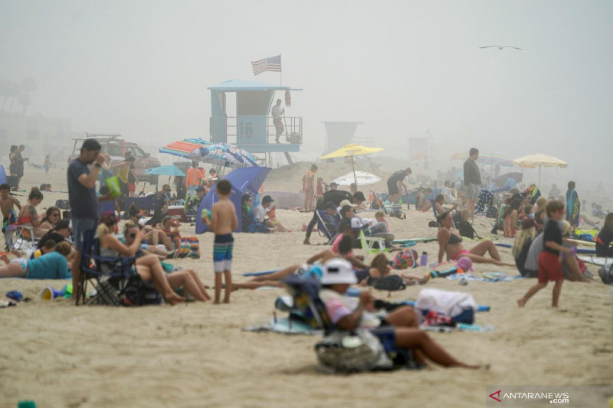 Wabah Corona bikin Gubernur California tutup semua pantai dan taman, begini penjelasannya