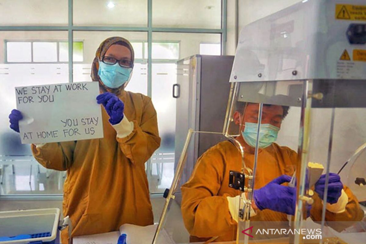 Riau's Arifin Achmad Hospital received 521 COVID-19 swab samples