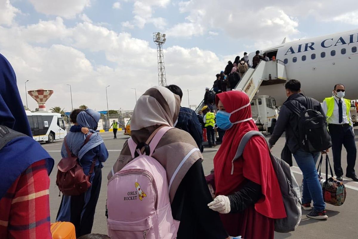 Embassy facilitates 75 Indonesians in Egypt to return home