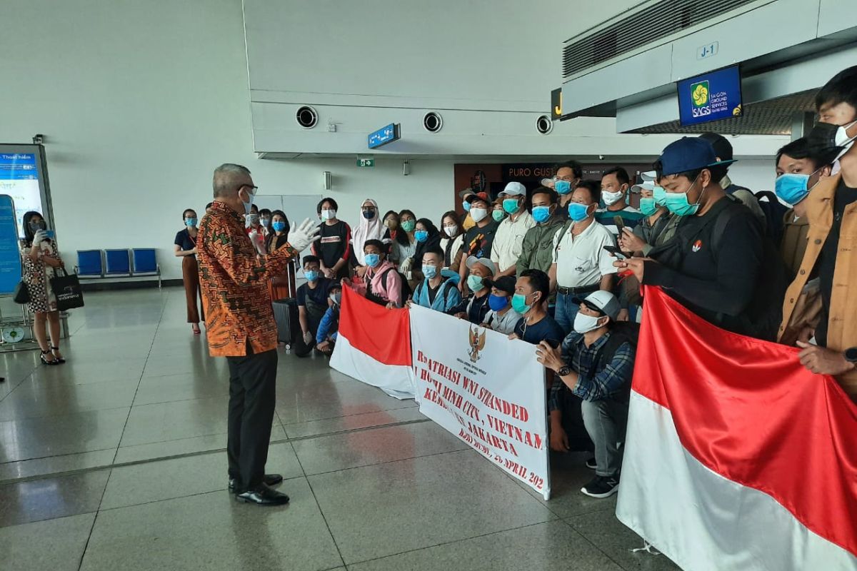37 WNI dipulangkan dari Vietnam ke Jakarta