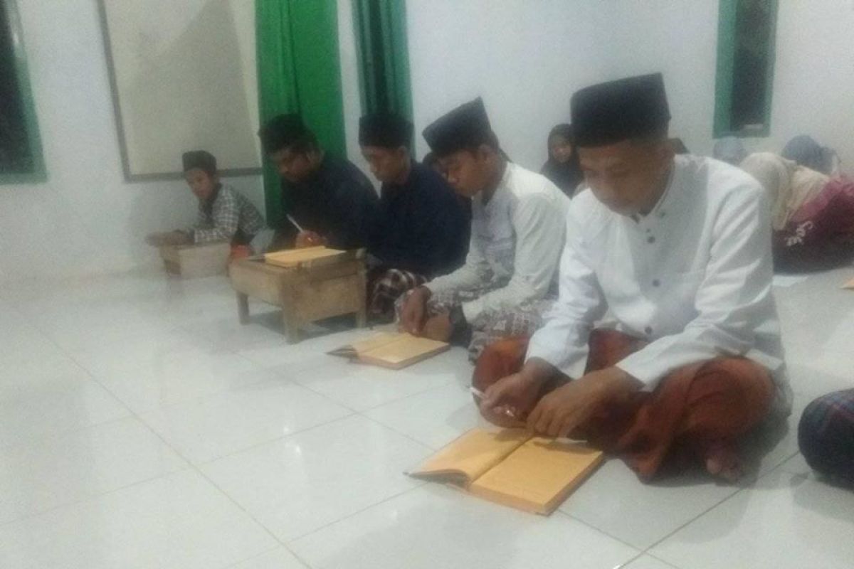 Ponpes di Lebak perdalam kajian kitab 