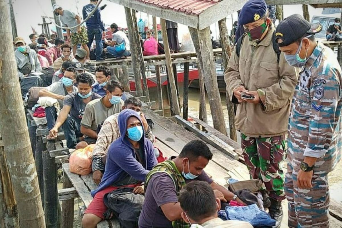 Lanal Tanjung Balai Asahan kembali amankan 44 TKI ilegal dari Malaysia