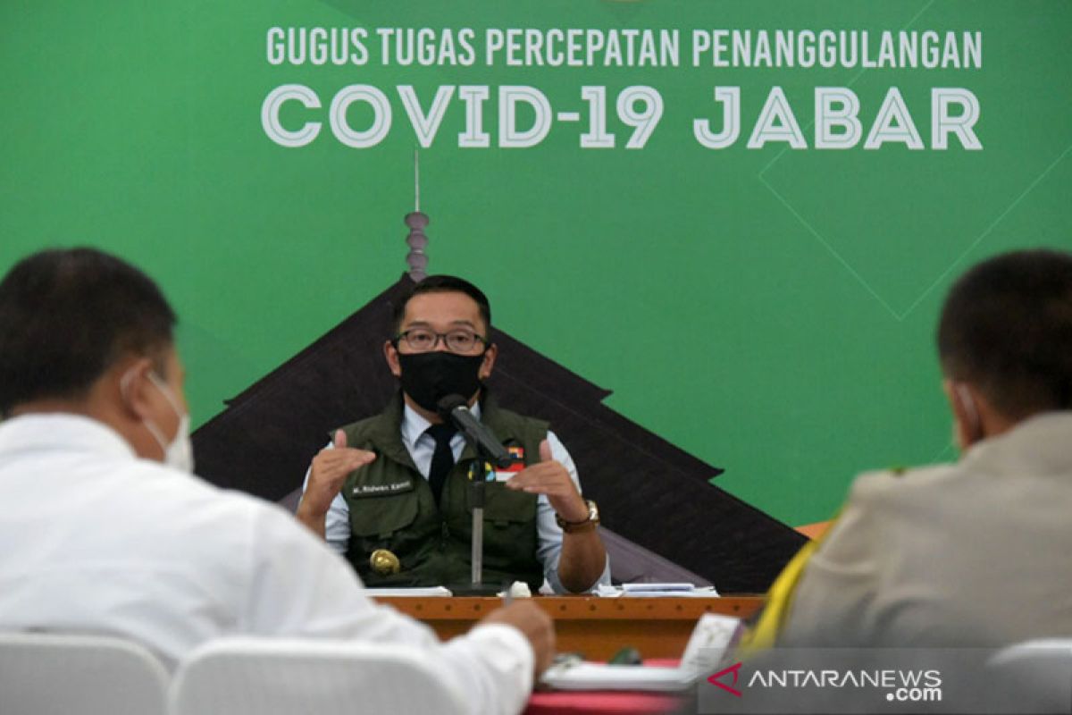 Ridwan Kamil perpanjang PSBB Bogor, Depok, Bekasi selama 14 hari