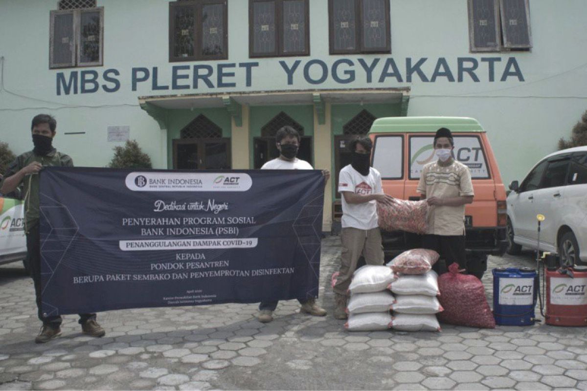 BI DIY bersama ACT DIY bantu kebutuhan pokok 14 Pesantren Yogyakarta