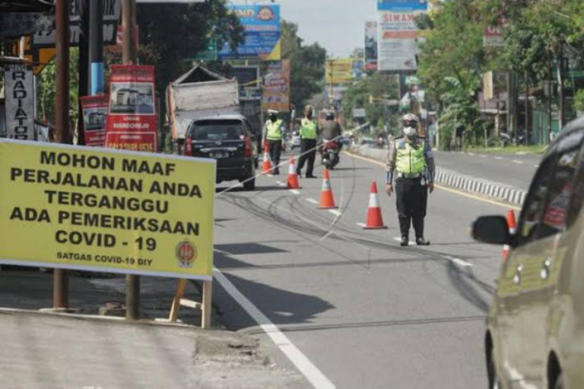 Unsur forkompincam di Bantul ikut pantau pendatang melalui "jalan tikus"