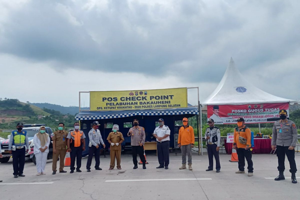 Pelabuhan Bakauheni sementara waktu tidak seberangkan penumpang ke Merak