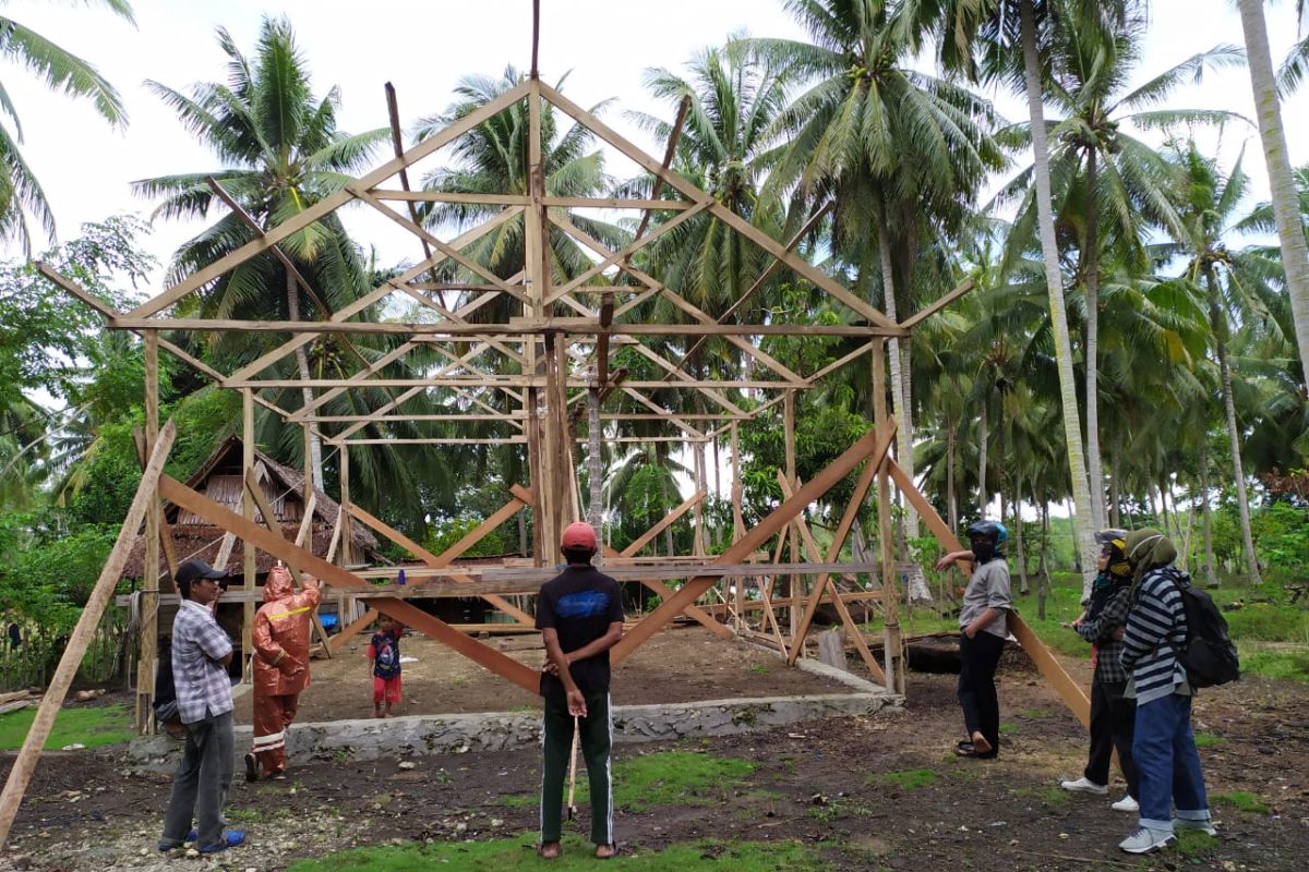 Kementerian PUPR targetkan program bedah rumah di Sulbar 3.500 unit