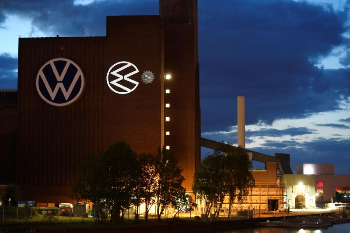 Kembali berproduksi, VW buat animasi virus corona