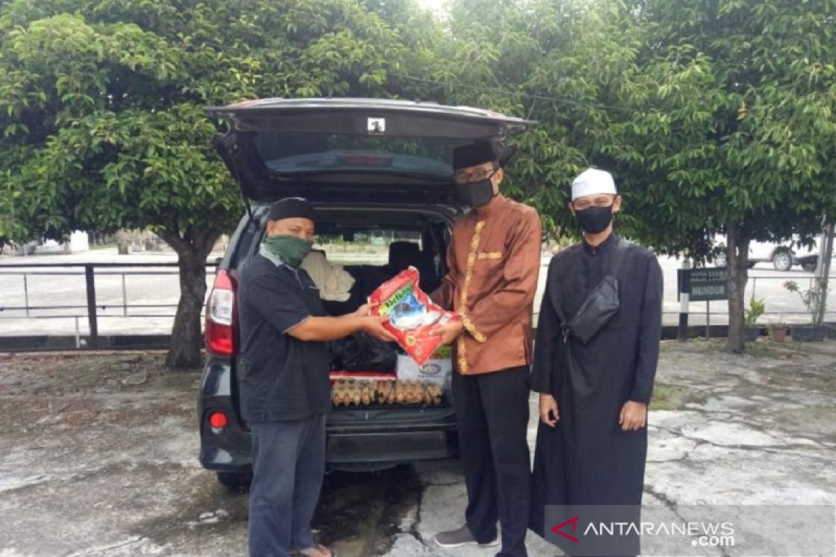 Ustadz-ustadzah terdampak, DDII ajak warga Bengkalis-Riau ikut peduli