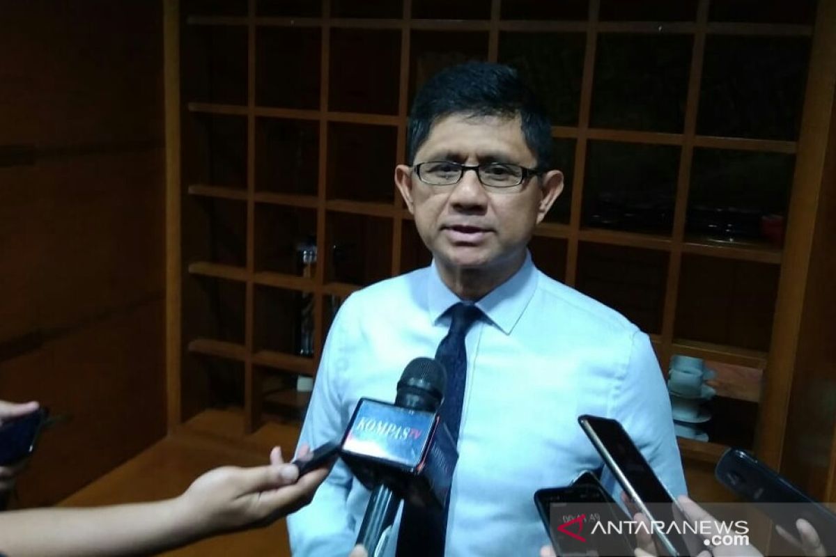 Syarif: Tak pernah terjadi tersangka dihadirkan saat jumpa pers KPK