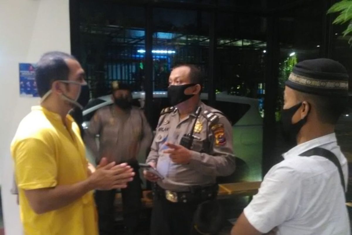 Polisi bubarkan acara ulang tahun di Deli Hotel Medan