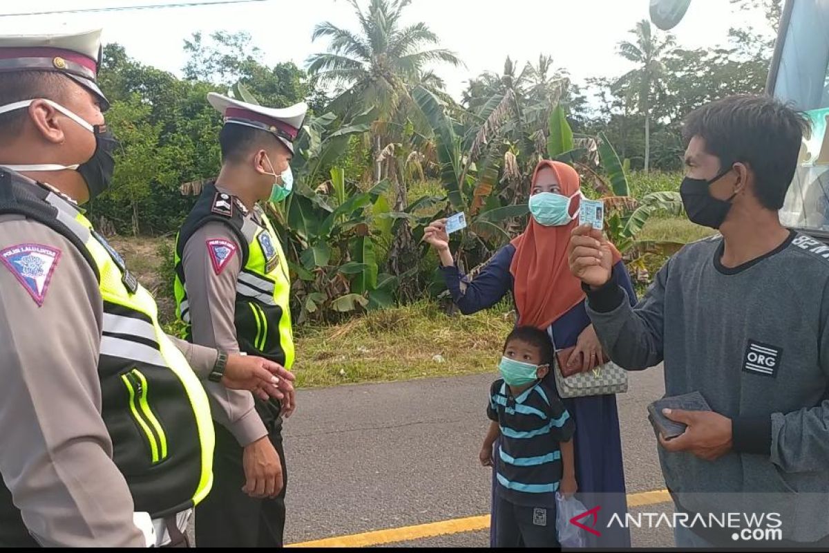 Cegah pemudik, Polres Bangka Barat kerahkan 60 personel