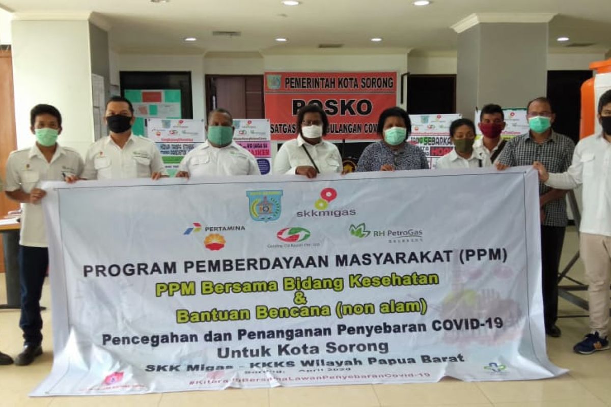 SKK Migas-Petrogas Basin serahkan bantuan pencegahan COVID-19