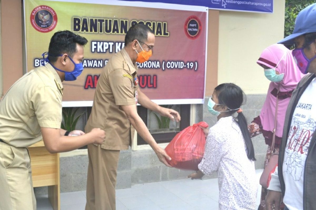 Bhakti sosial FKPT Kaltara bagi warga terdampak pandemi COVID-19