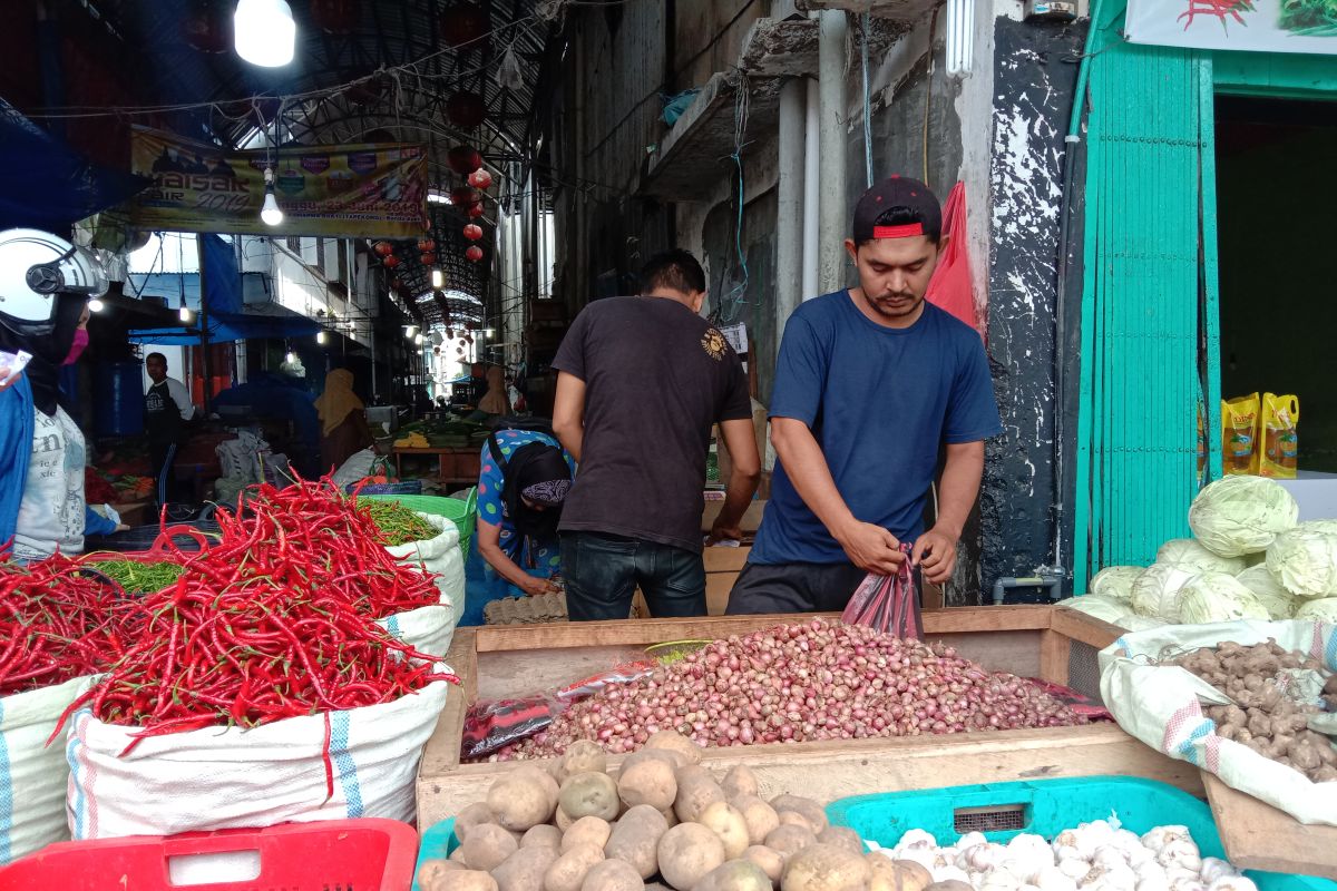 Bawang merah lokal tembus Rp50.000 per kilogram di Banda Aceh