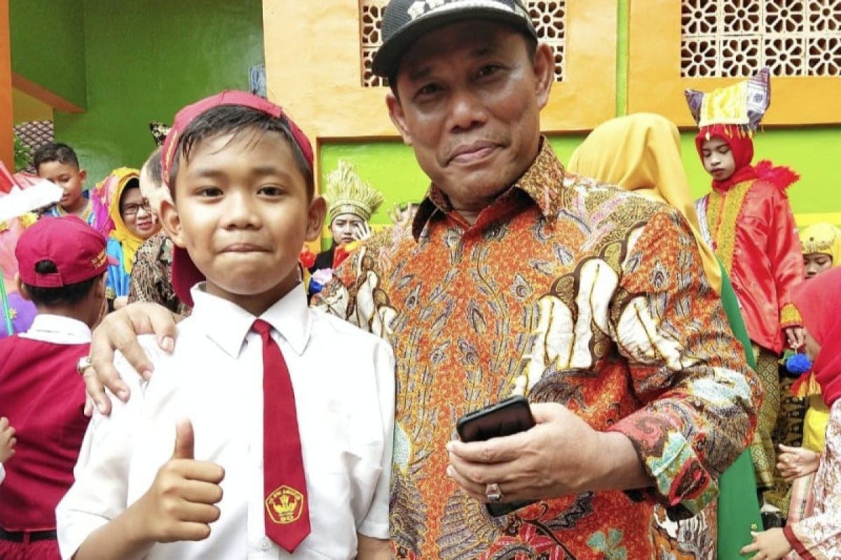 Sejumlah wali murid Sumbawa Barat dukung belajar di rumah diperpanjang sampai 30 Mei