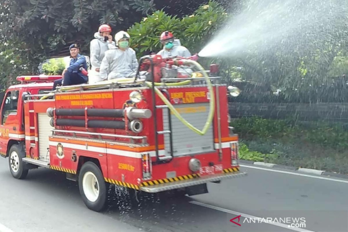 Damkar Jakpus disinfeksi 407 titik selama tanggap darurat COVID-19