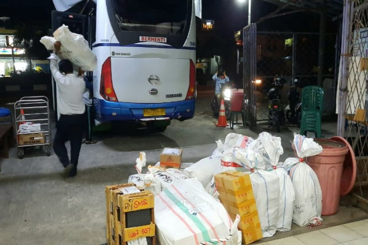 Pengiriman paket selama pandemi meningkat, DAMRI Palangka Raya gunakan bus