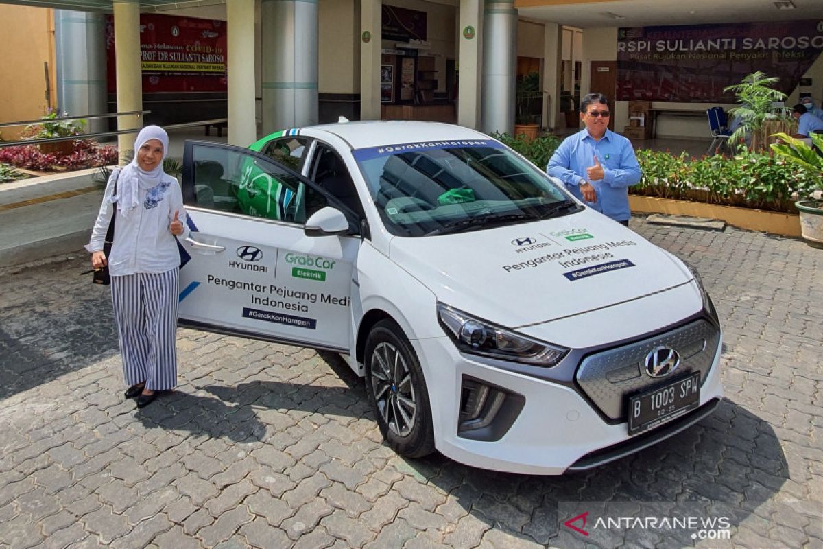 Hyundai IONIQ menjadi armada tenaga medis tiga RS rujukan COVID-19