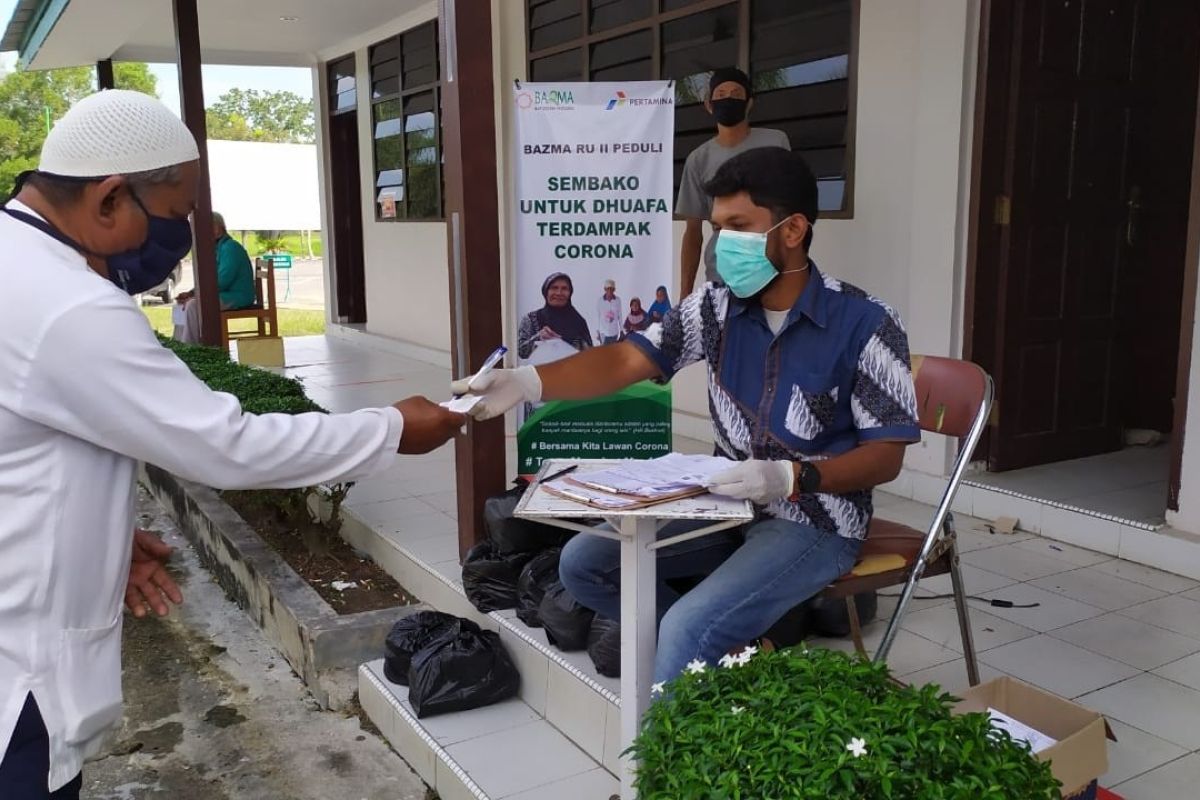 Badan Zakat Pertamina Dumai Salurkan 1.500 Paket Sembako Peduli COVID-19