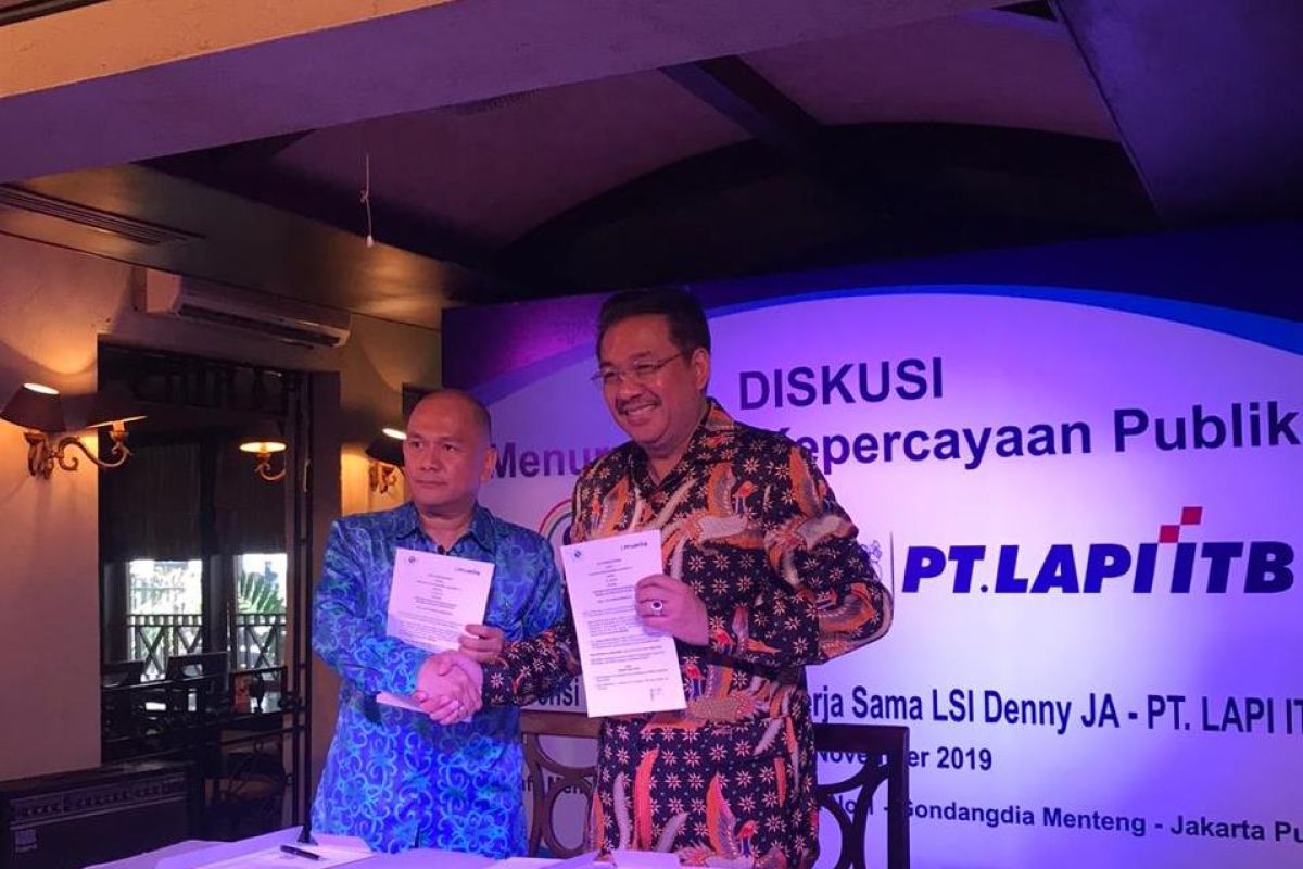 LSI Denny JA sebut Indonesia akan normal Virus Corona pada Juni 2020