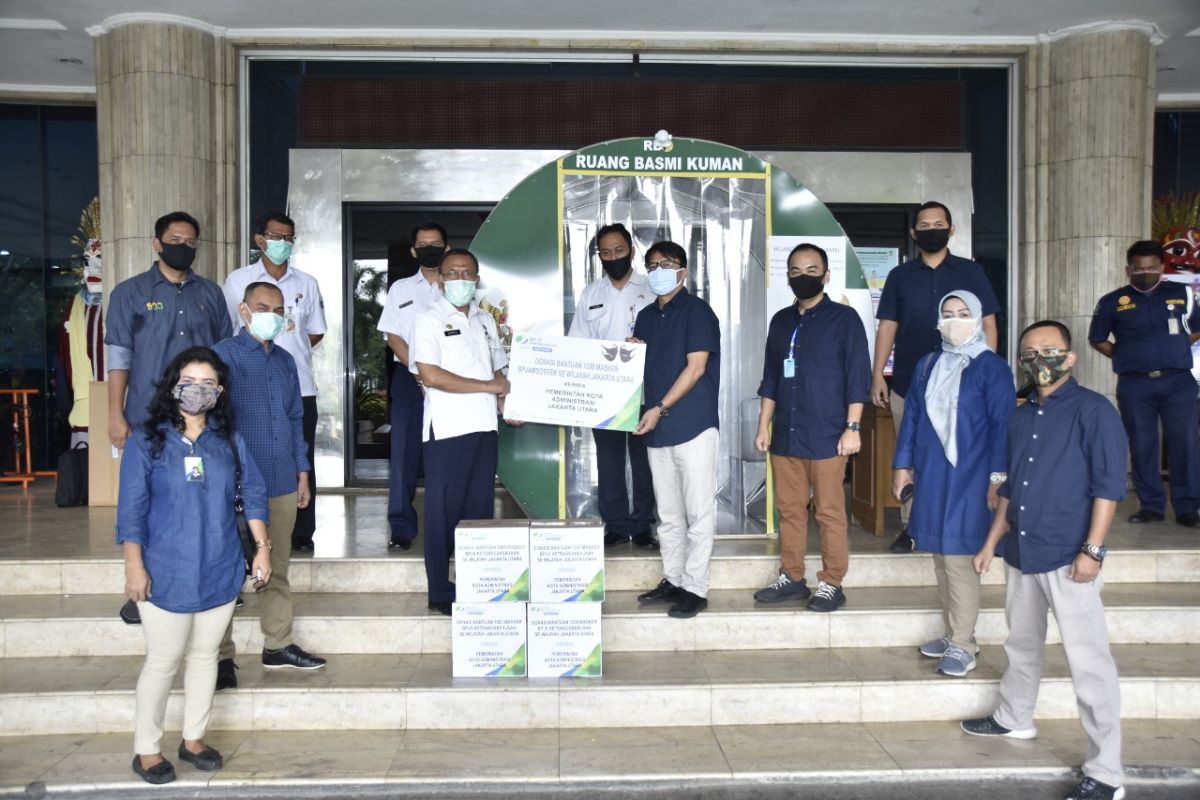 BPJAMSOSTEK kembali bagikan 8.000 masker untuk tekan pandemi COVID-19