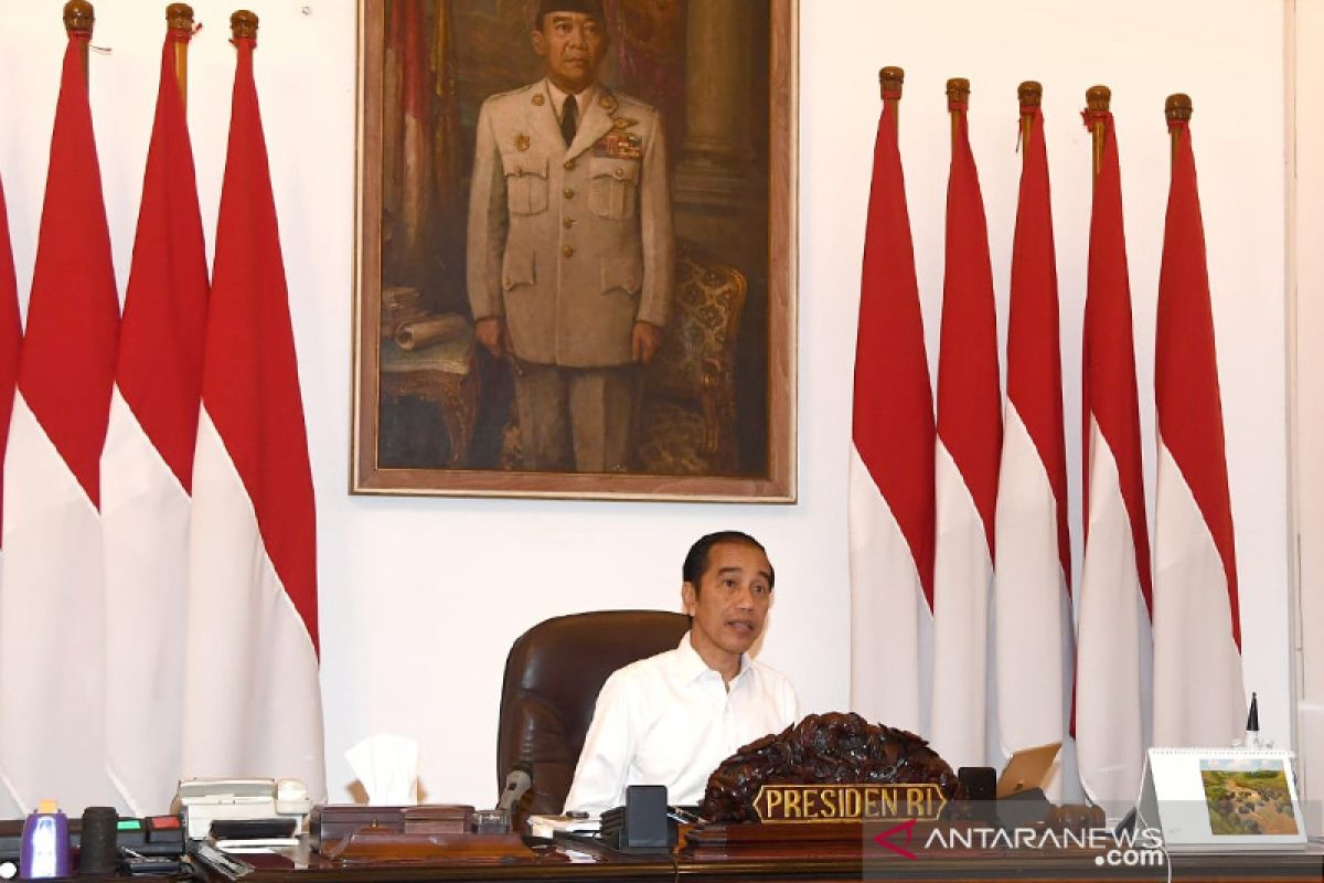 Presiden Jokowi minta pekerja sektor informal masuk jaring pengaman sosial