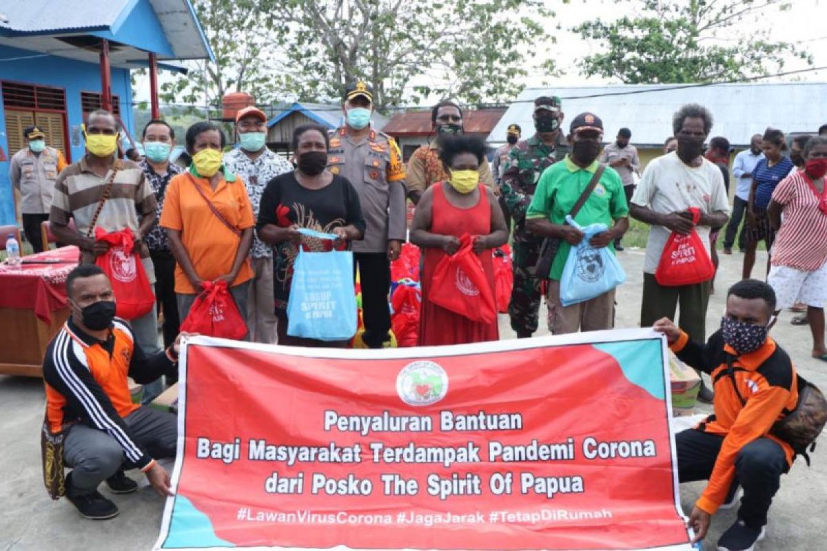 Tokoh adat apresiasi program bantuan sembako dari Spirit Of Papua