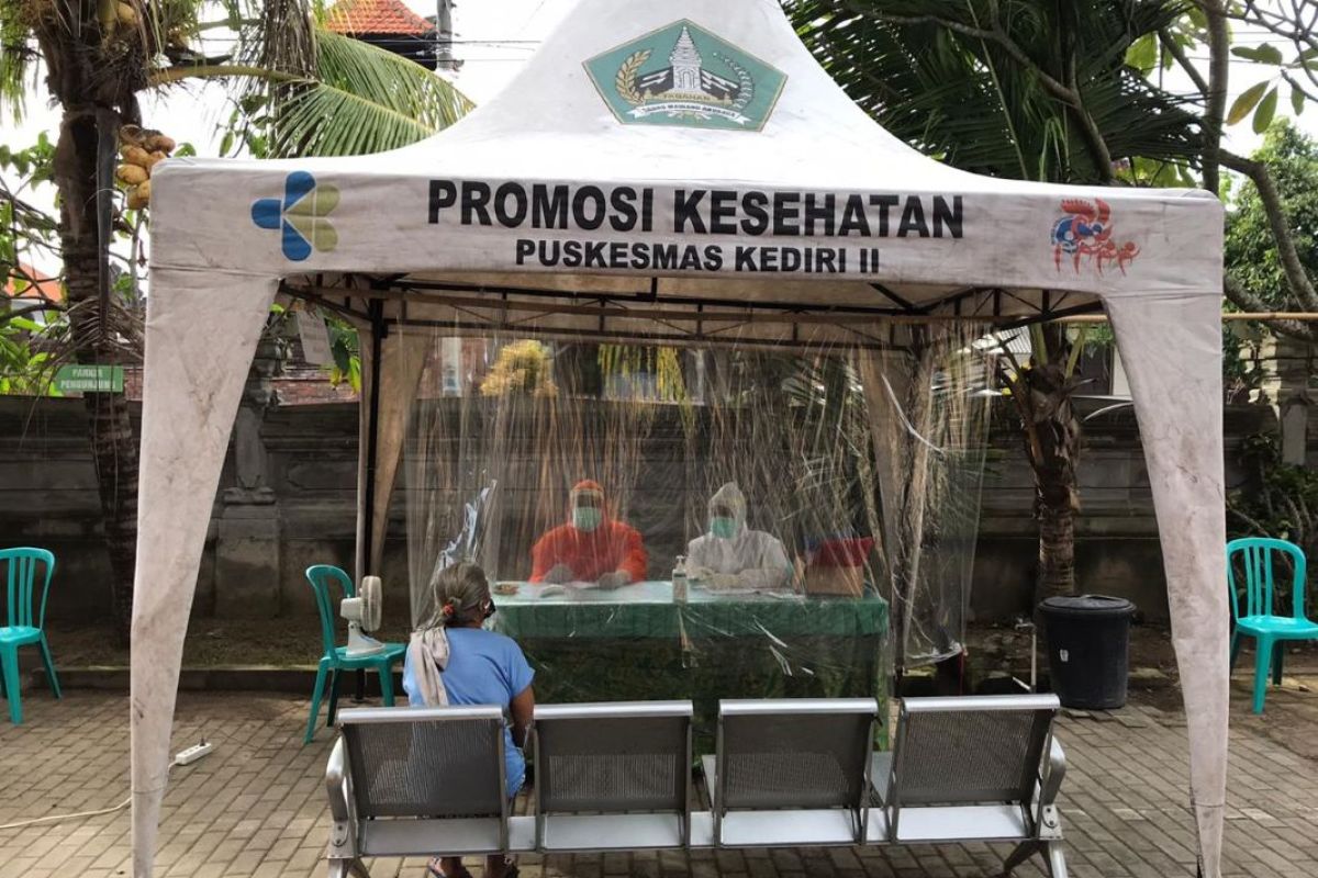 Pemkab Tabanan dapat bantuan APD dari DPRD Bali