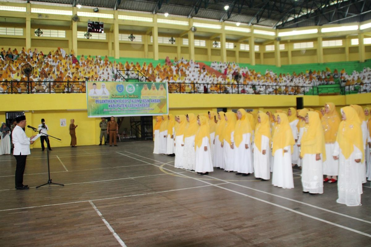 Bupati Labuhanbatu lantik pengurus Majelis Ta'lim Yasin Akbar