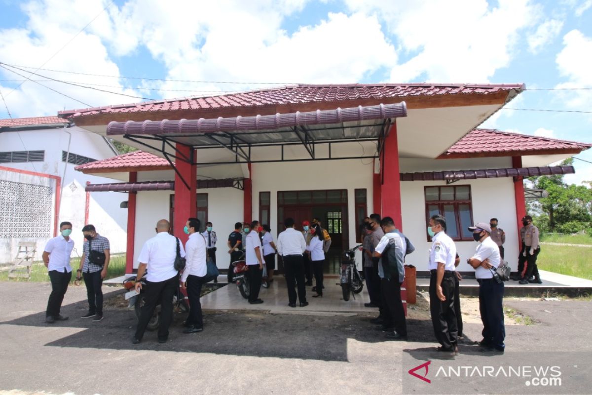 Kabupaten Landak siapkan tempat karantina OTG, PDP dan perawat