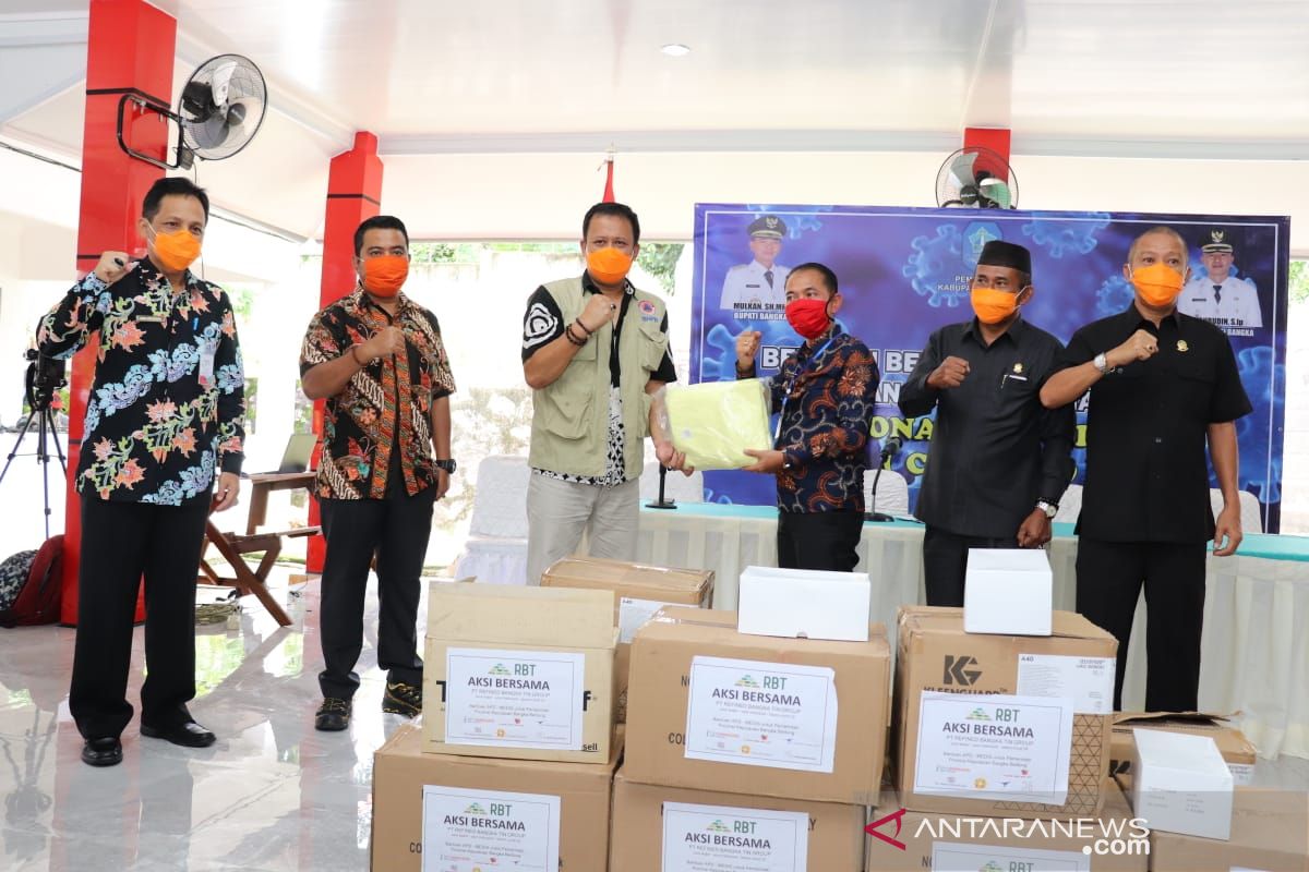 BPBD Babel salurkan bantuan APD ke Pemkab Bangka