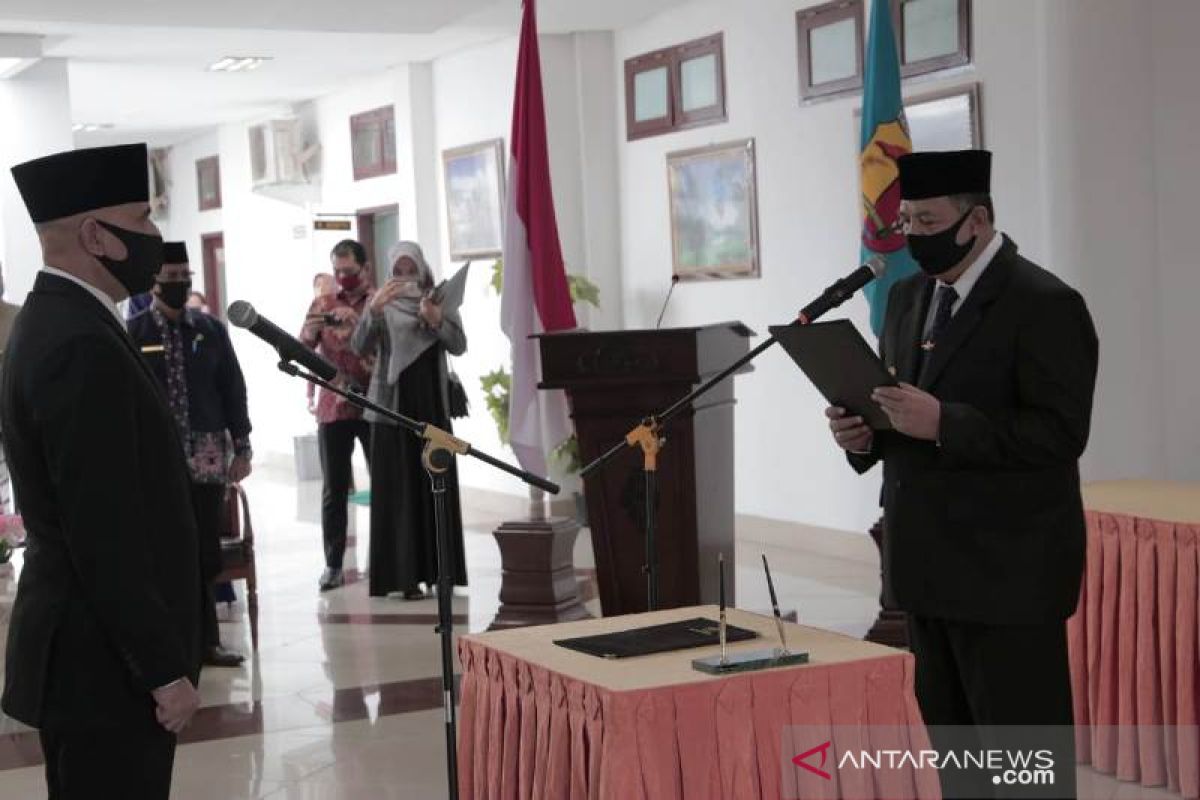 Luhur Budianda jabat pejabat Sekda Kota Solok