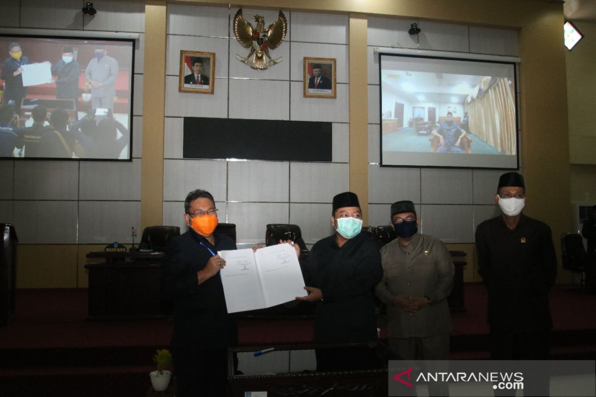 DPRD Banjar sahkan perda perpustakaan dan kearsipan