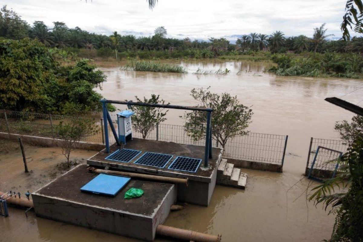 Sungai meluap, lima kecamatan di Langkat dilanda banjir