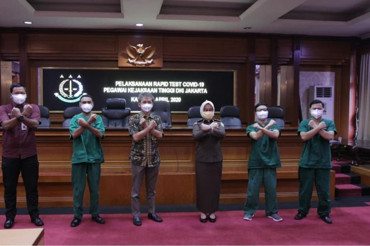 100 pegawai Kejati DKI Jakarta jalani tes cepat deteksi COVID-19