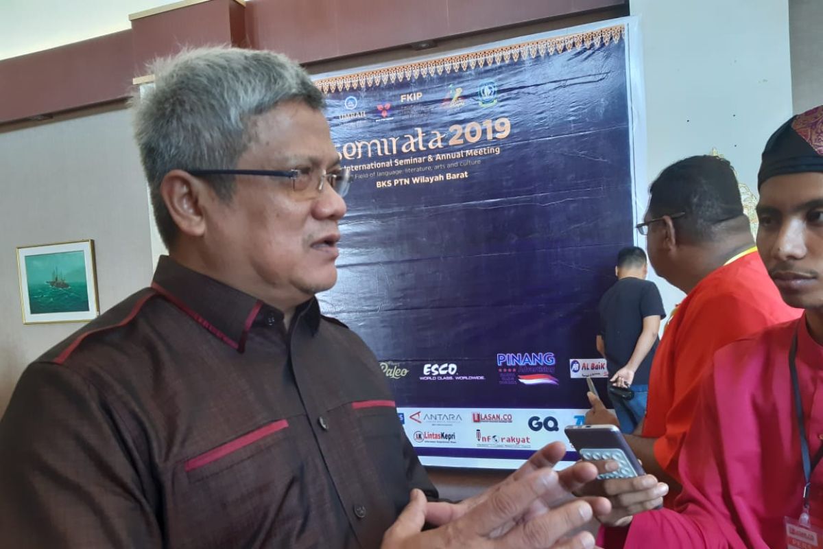 Rektor UMRAH: Kebijakan penanganan COVID-19 di Riau masih mengambang