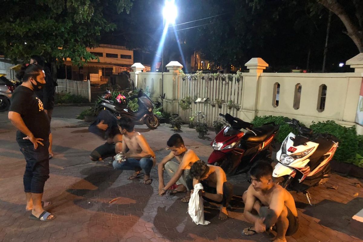 Polisi Gorontalo amankan 5 pemuda diduga balapan liar