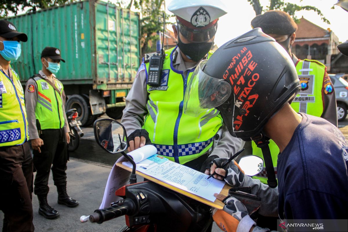 Suami-istri tidak boleh berboncengan selama PSBB di Gorontalo