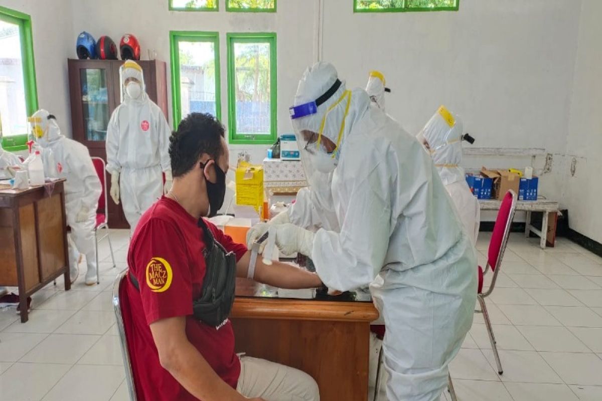 Polres Biak  mengandeng yayasan Buddha Tzu Chi lakukan rapid test