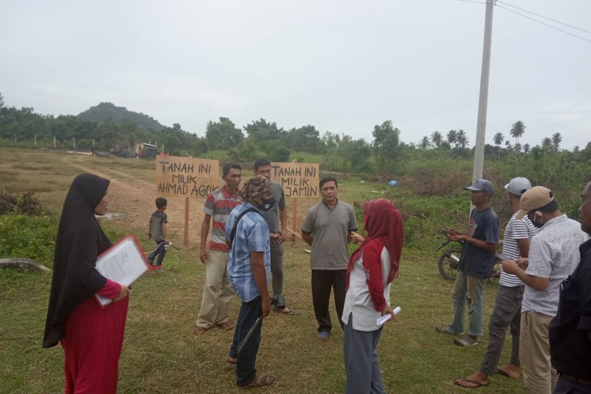 Pemilik tanah segel lokasi pembangunan kantor Samsat Aceh Jaya