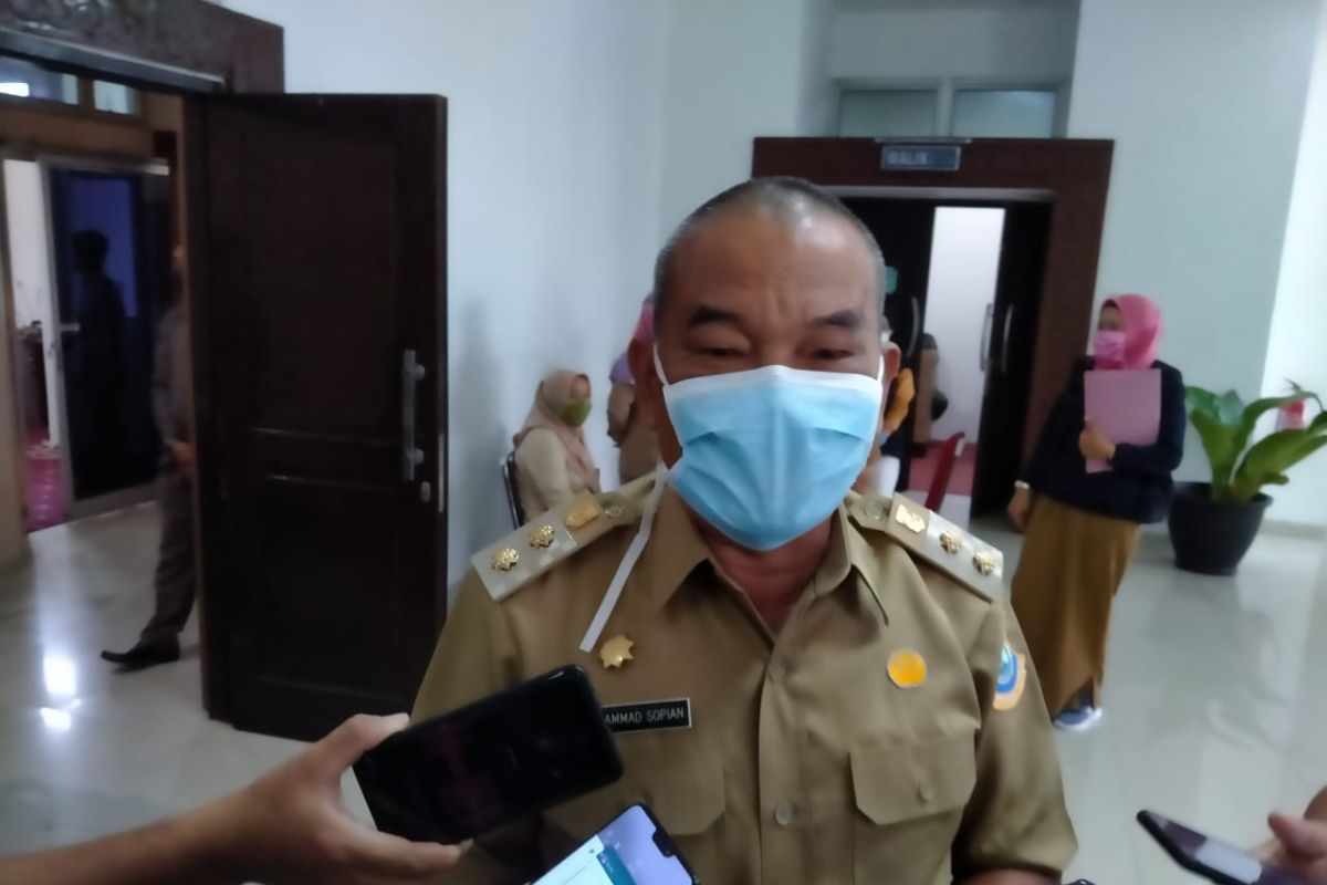 Pemkot Pangkalpinang akan beri sanksi pelaku usaha langgar aturan buka