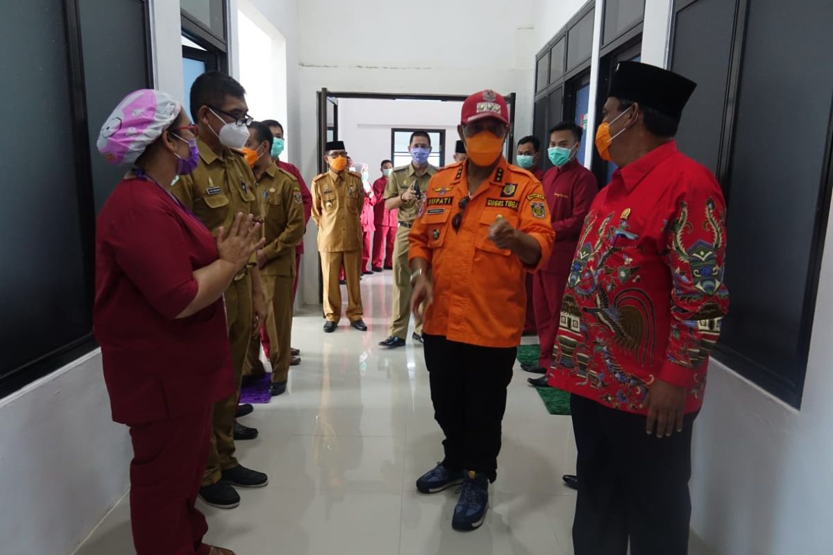 Bupati Lampung Tengah resmikan ruangan khusus pasien COVID-19
