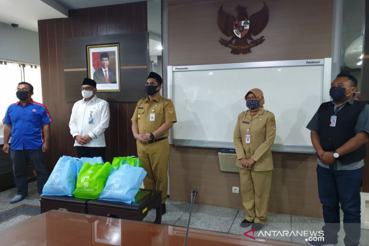 BPJAMSOSTEK bantu 2.000 paket sembako ke pekerja terdampak COVID-19