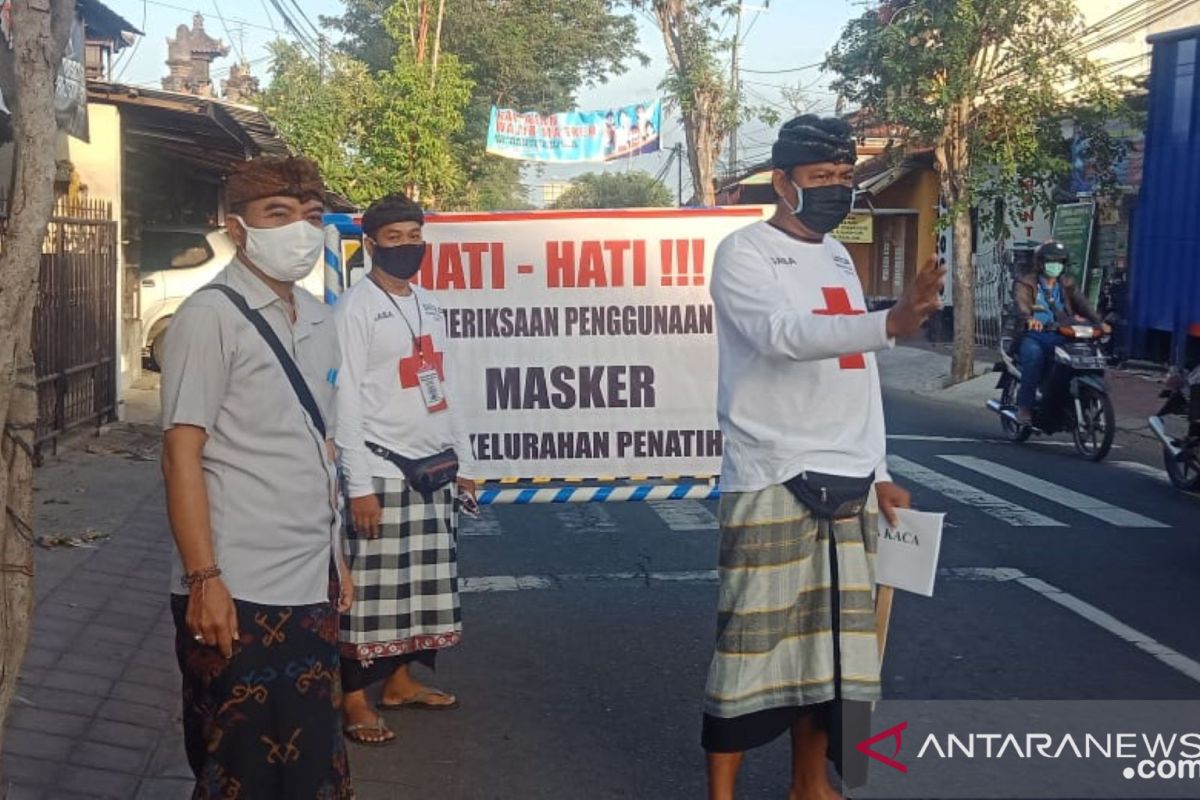 Pemkot Denpasar bersama Satgas Kelurahan Penatih tekan peningkatan COVID-19