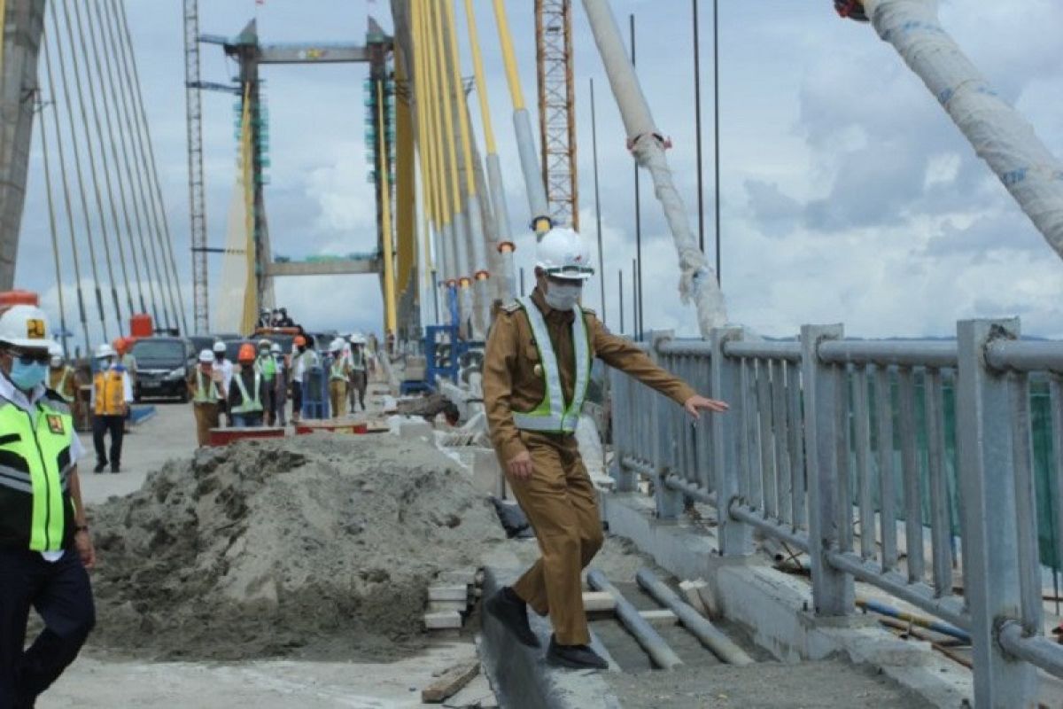 Jembatan Teluk Kendari bakal jadi ikon wisata