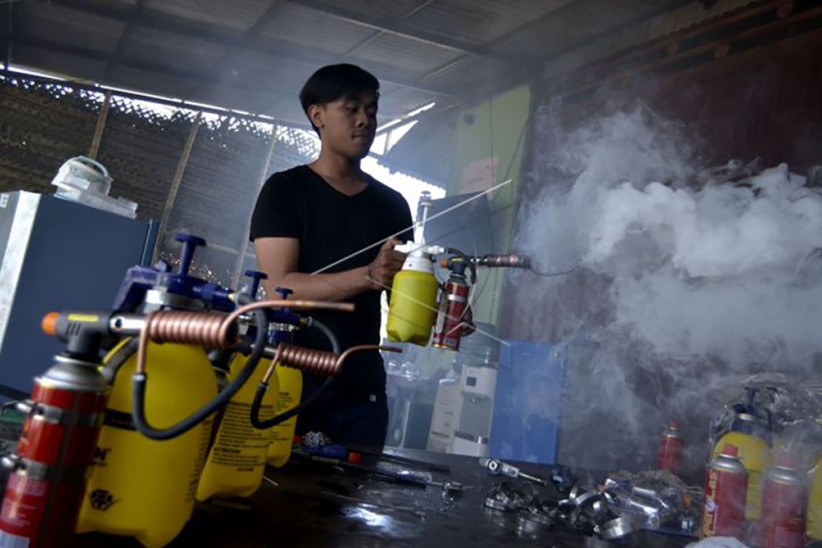 Pembuatan alat fogging mini