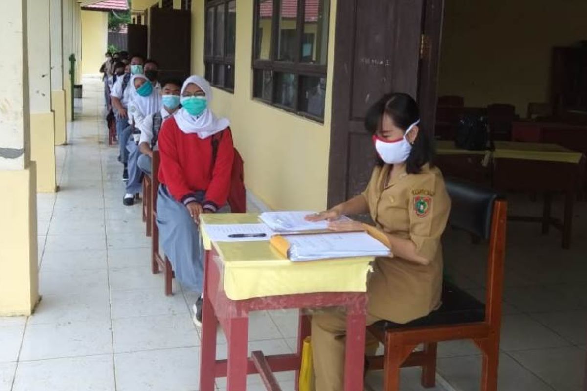 Siswa SMA/SMK di Gumas diminta rayakan kelulusan dengan beribadah