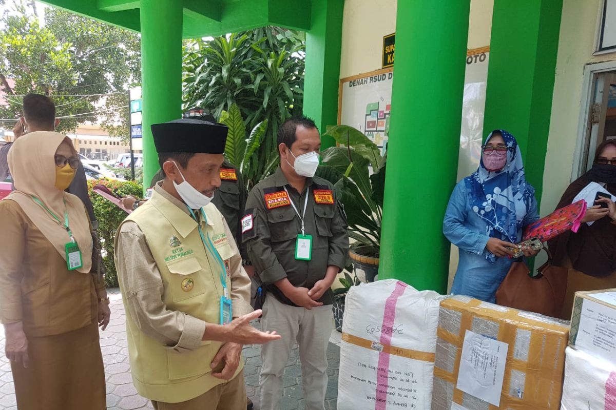 Bupati Nelson apresiasi bantuan APD dari PG Tolangohula