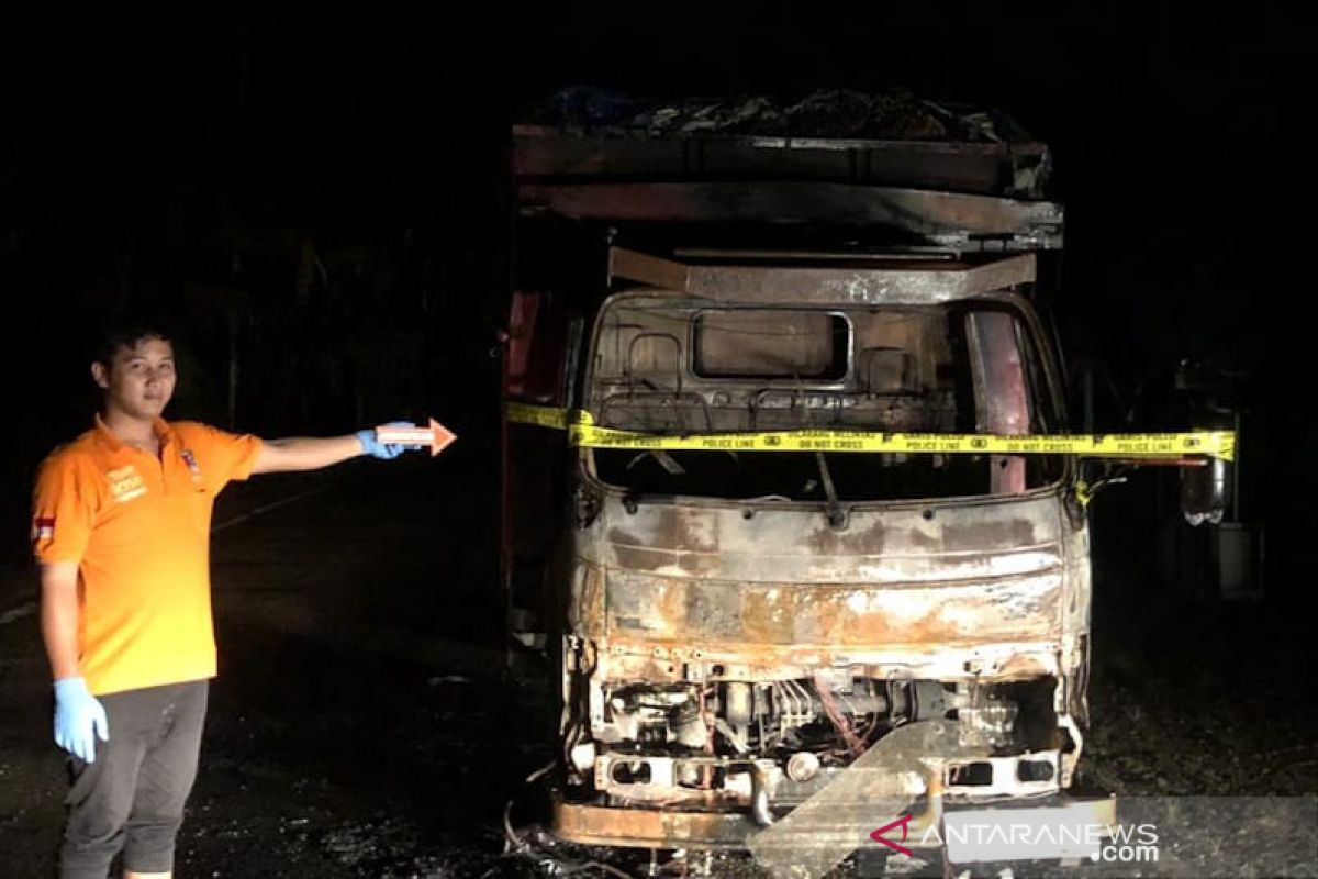 Seorang remaja dilaporkan bakar truk pengangkut sawit di Aceh Timur